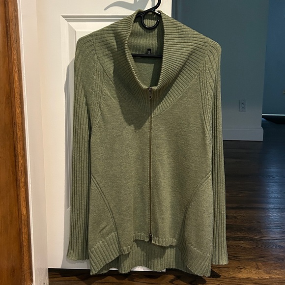Eileen Fisher Sweaters - Eileen Fisher Women’s Green Double Zipper Asymmetrical Cardigan Size Small